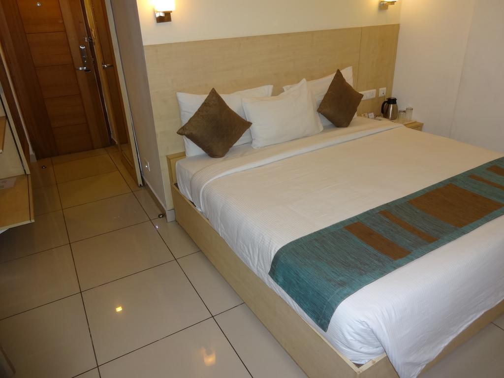 Hotel Southern Grand Vijayawāda Zewnętrze zdjęcie