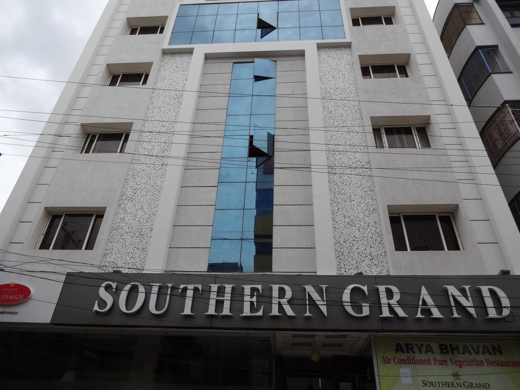 Hotel Southern Grand Vijayawāda Zewnętrze zdjęcie