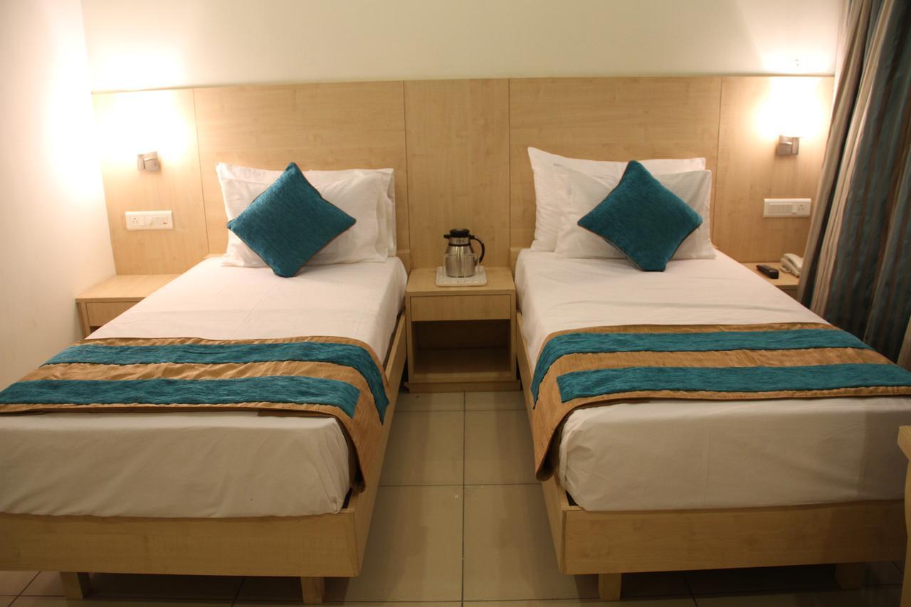 Hotel Southern Grand Vijayawāda Zewnętrze zdjęcie